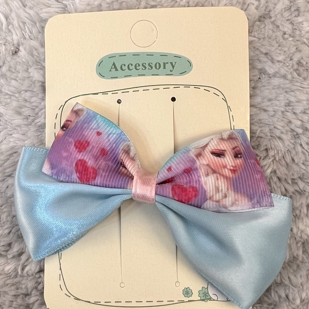 🌸3/$10) Handmade Elsa Frozen Themed Hair Bow Clips